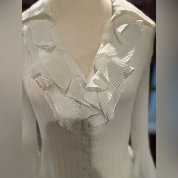 Sunny Leigh White Ruffled Notched Collar Blouse - Picture 2 of 6